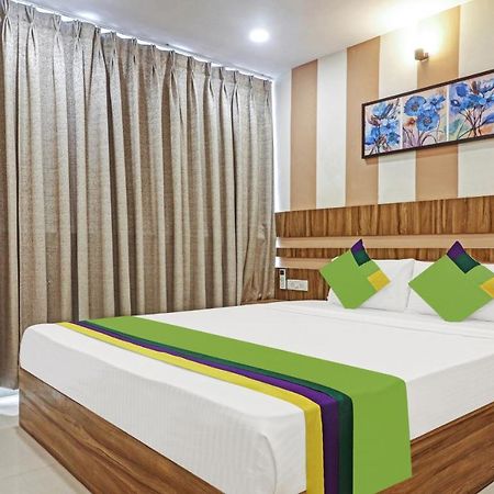 Treebo Arastu Grand Hotel Hyderabad Bagian luar foto