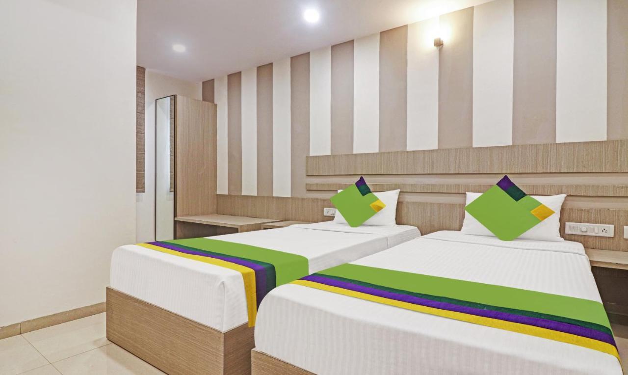 Treebo Arastu Grand Hotel Hyderabad Bagian luar foto