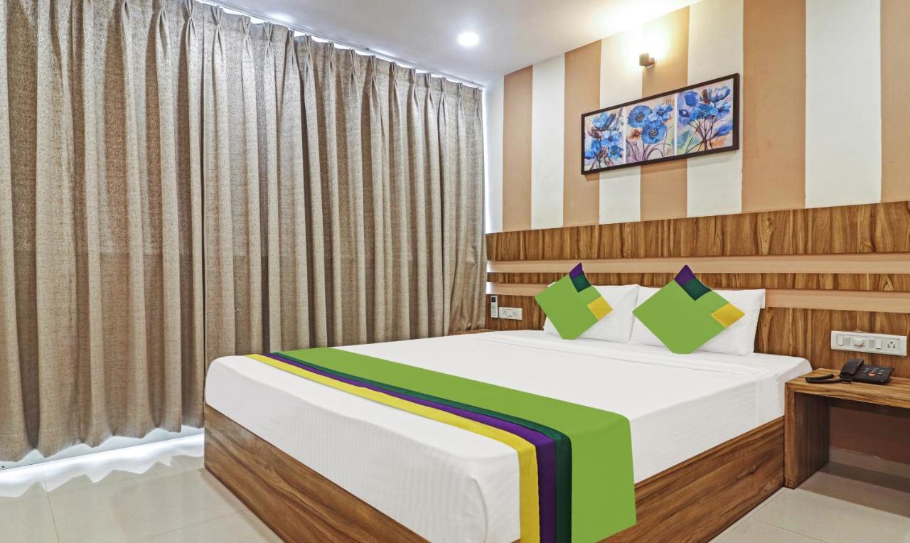 Treebo Arastu Grand Hotel Hyderabad Bagian luar foto